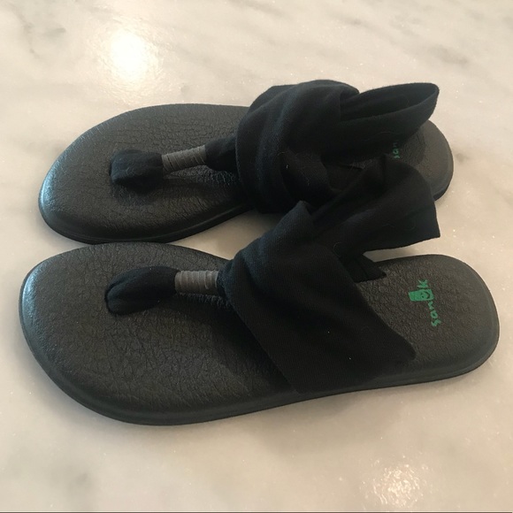 Sanuk flip flops - Picture 2 of 2